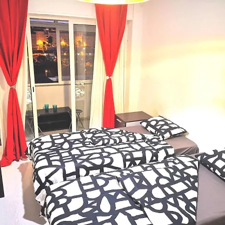 게스트하우스 Comfortable Furnished Bedroom In Central With Ac And Wifi 리스본